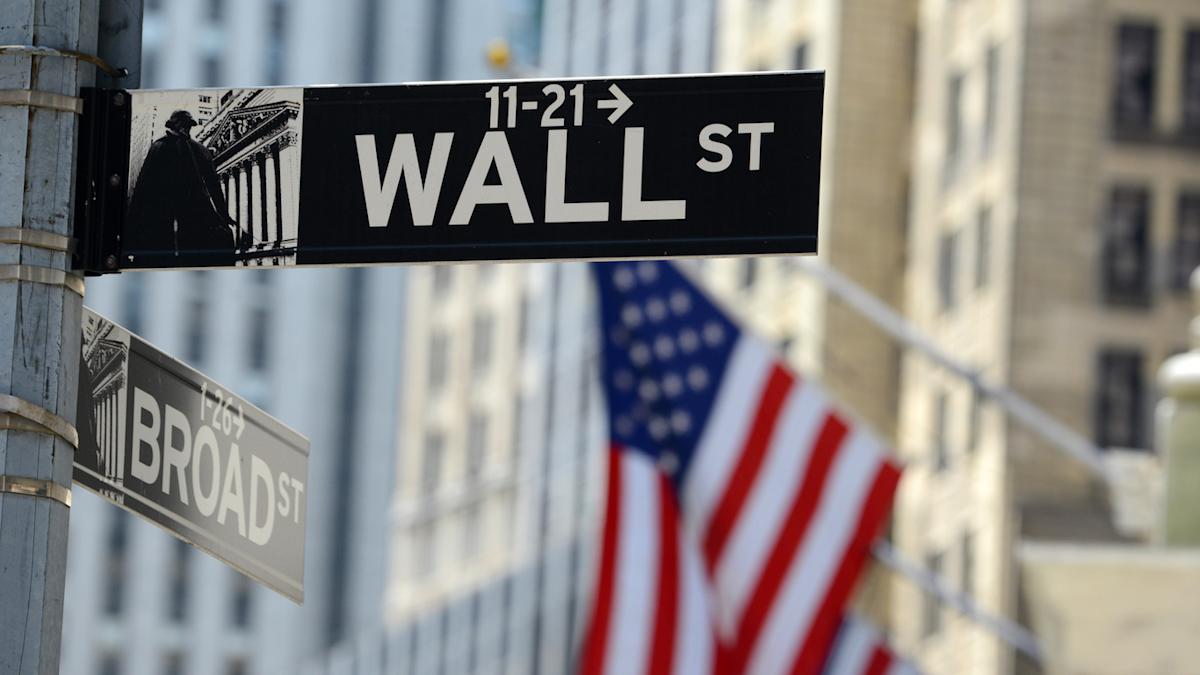 Pre-Market Stock Futures: The futures are trading mixed this morning, after what started as another week of the same old song and dance yesterday, before...
