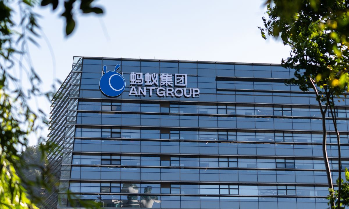 Ant Group has introduced a platform designed to let artificial intelligence agents serve as the main players in cryptocurrency transactions. As Coindesk reported Sunday (April 5), Anvita was unveiled at the Chinese conglomerate’s Real Up summit in Cannes, and…