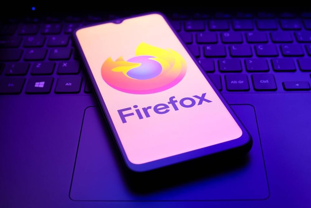 Still here, still changing, still relevant, still your best choice
If you're stuck without access to tech support – say, half way to the Moon – then you're better off with a single install of Thunderbird than any number of Outlooks.…