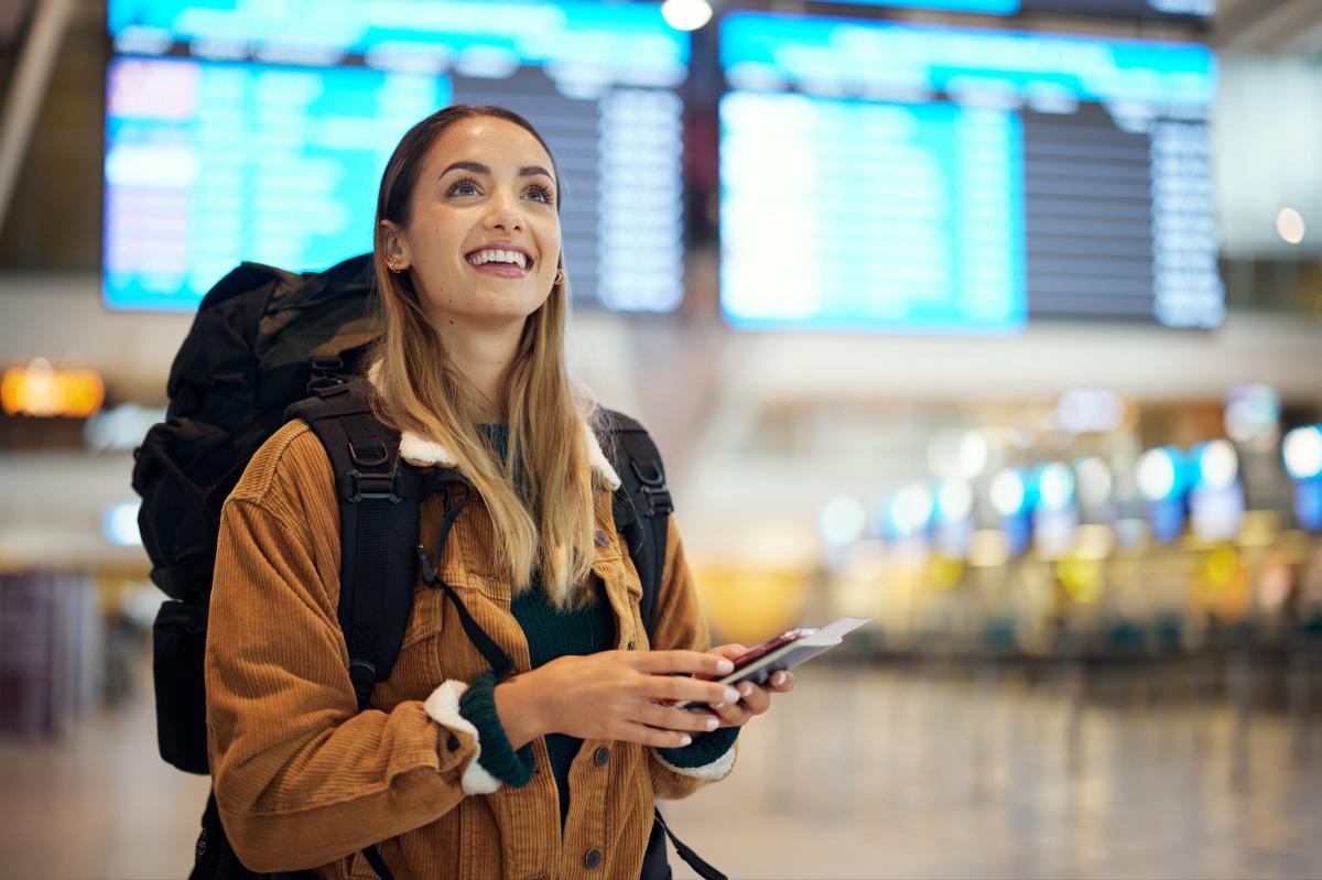 Catch flights at the right price.