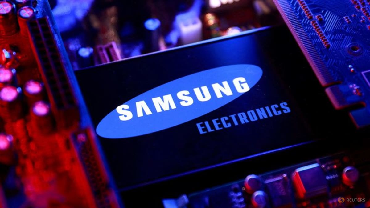 SEOUL, April 30 : Samsung Electronics said on Thursday its operating profit jumped eightfold to a record in the first quarter, underpinned by higher chip prices as an artificial intelligence boom led to a supply crunch.Samsung expects earnings to improve furt…
